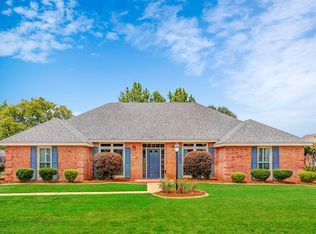 7337 Old Forest Rd, Montgomery, AL 36117