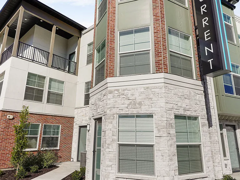 Current by Lotus Townhomes — Photo 37