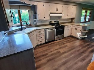 700 James Ct, Marengo, IL 60152