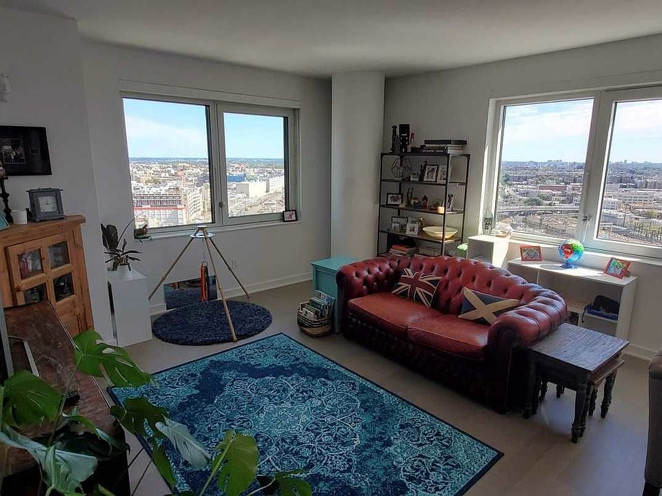 1st image of 29-22 Northern Blvd #2304
