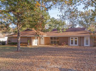 114 Meadow Lane Cir, Clinton, MS 39056