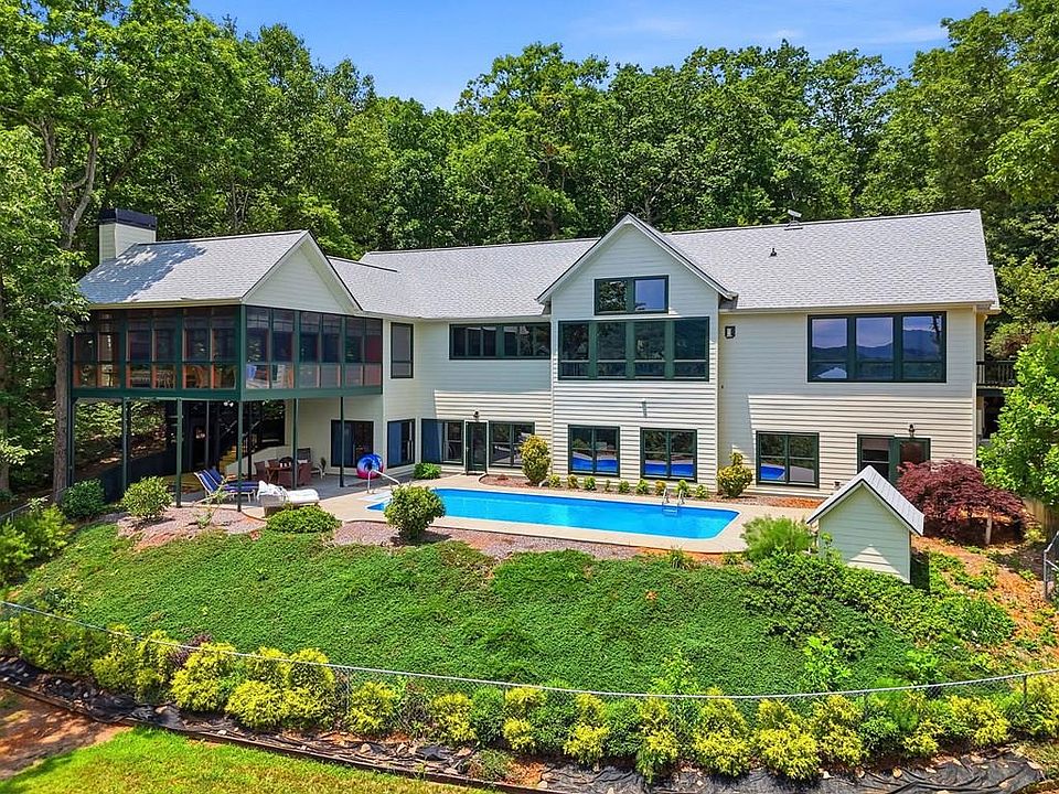 1st image of 714 Clearview Dr