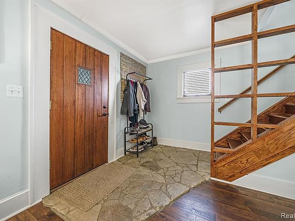 2nd image of 1014 N Alexander Ave