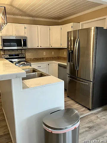 2 bed, 1.0 bath, 1100 sqft, $1,500 — Photo 1