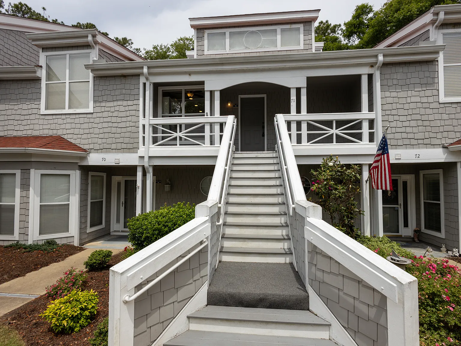 2 bed, 2.5 bath, 1475 sqft, $2,200 — Photo 4