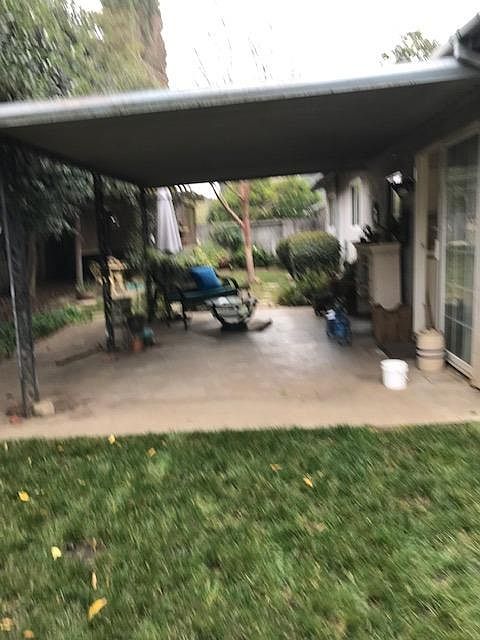 1st image of 8946 NE Salmon Falls Dr