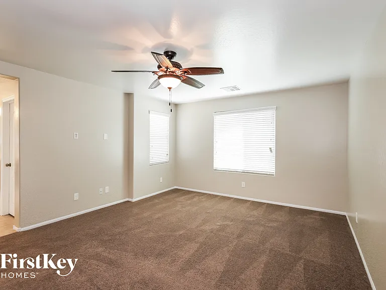 9337 Pearblossom Sky Ave — Photo 7