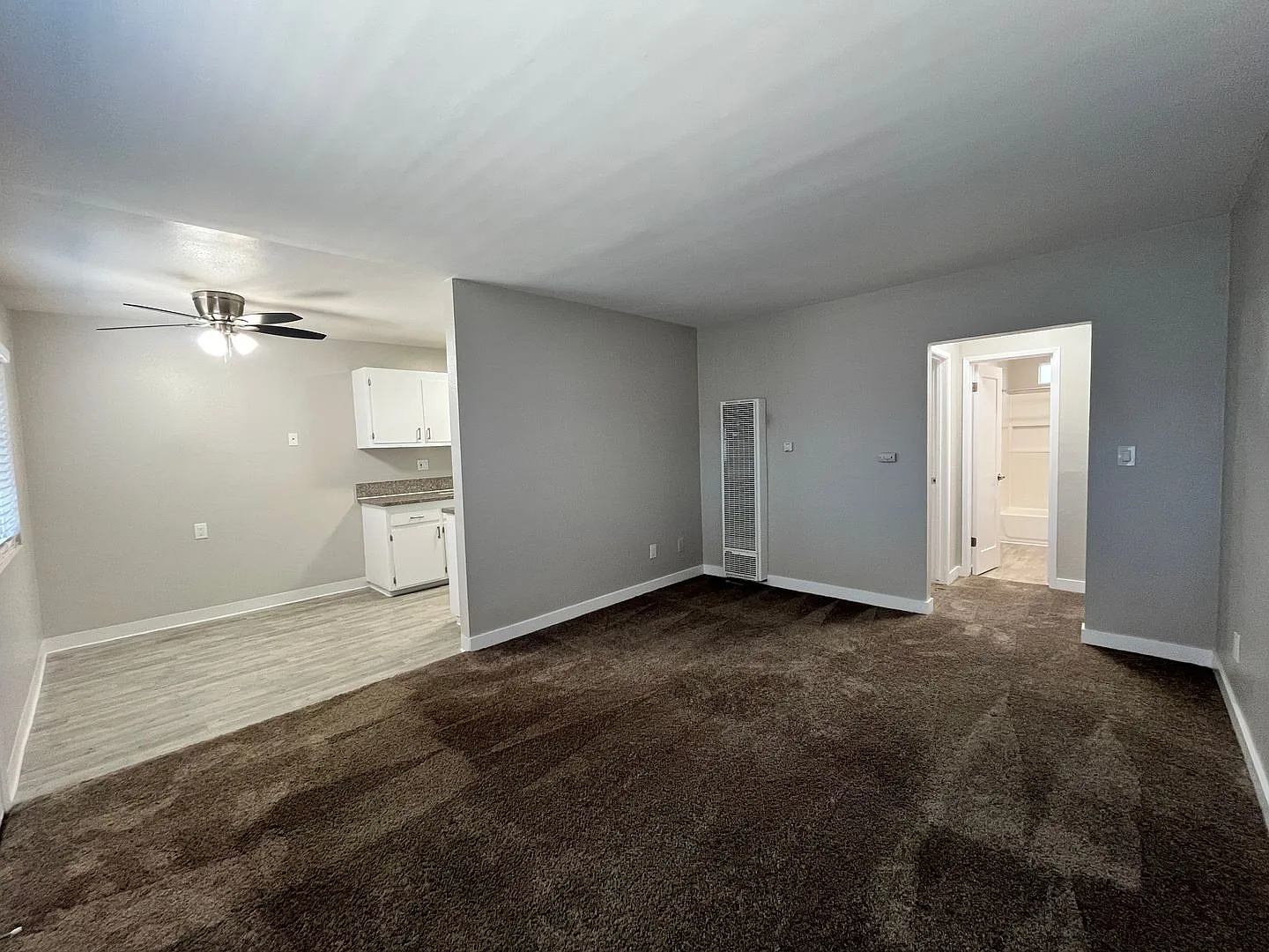 0033 BERRO ASSETS BUILDING — Photo 2