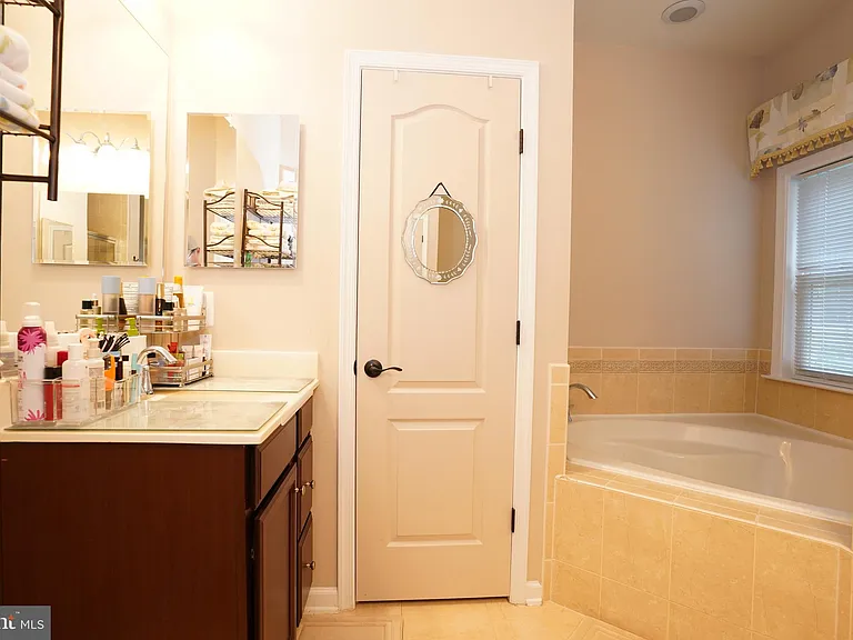 20779 Crescent Pointe Pl — Photo 22