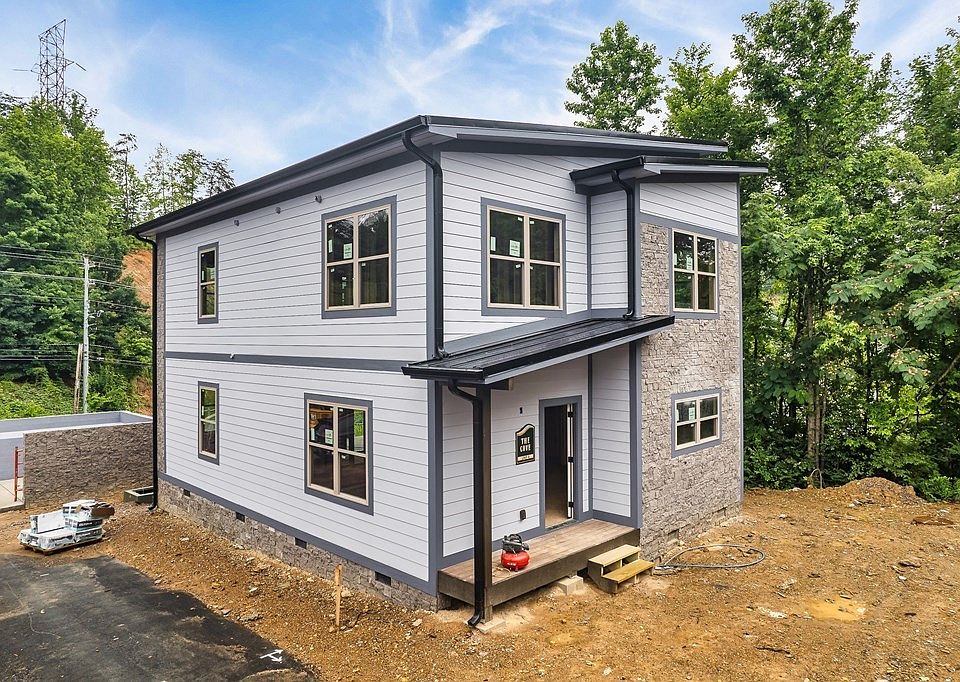 2nd image of 576 Dollywood Ln #6