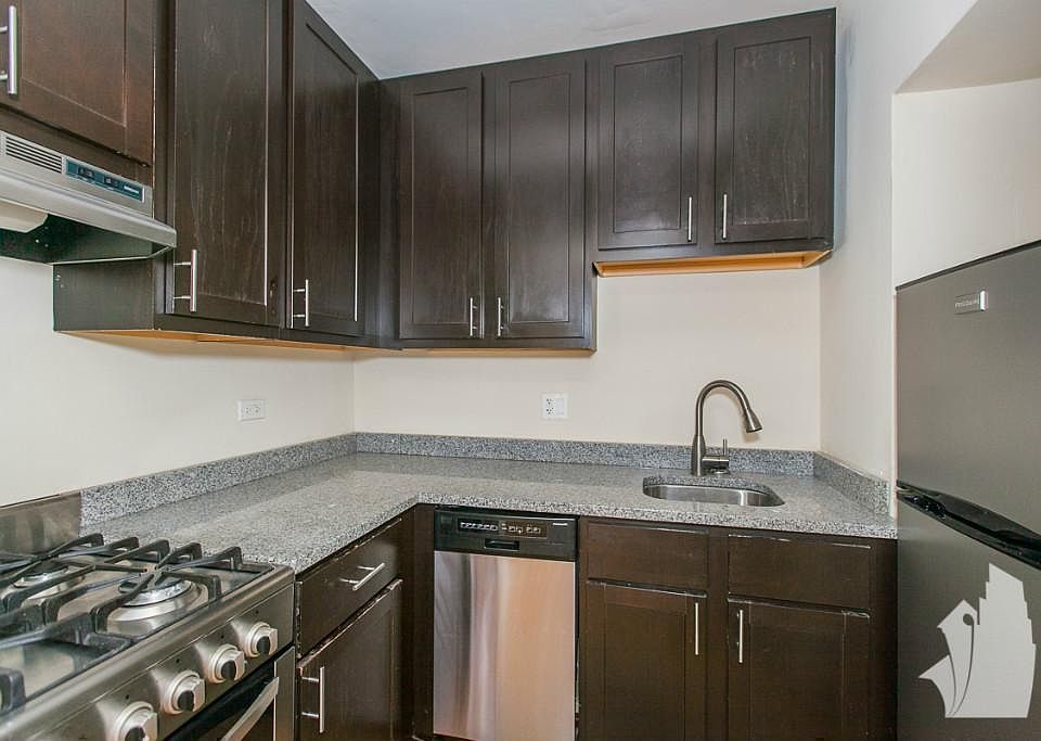 1st image of 4737 N Hermitage Ave APT 404J