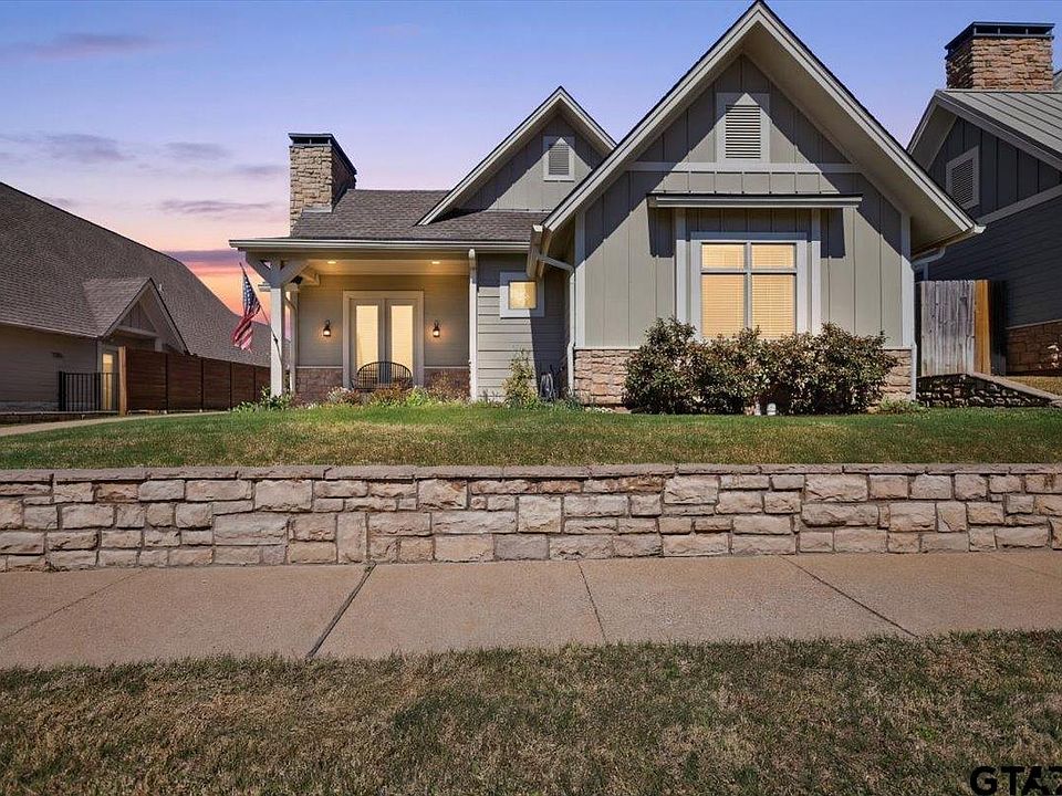 1st image of 14621 Twin Pines Ln