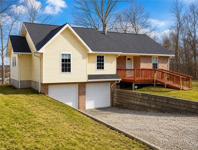 1 Jeanne Lee Ln, Brownsville, PA, 15417