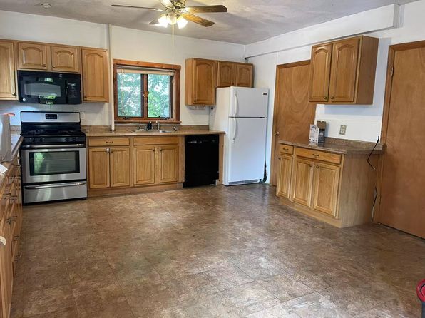 251-253 Broadway #1