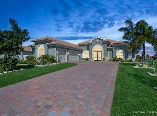 18707 Ensenada Dr, Naples, FL 34114