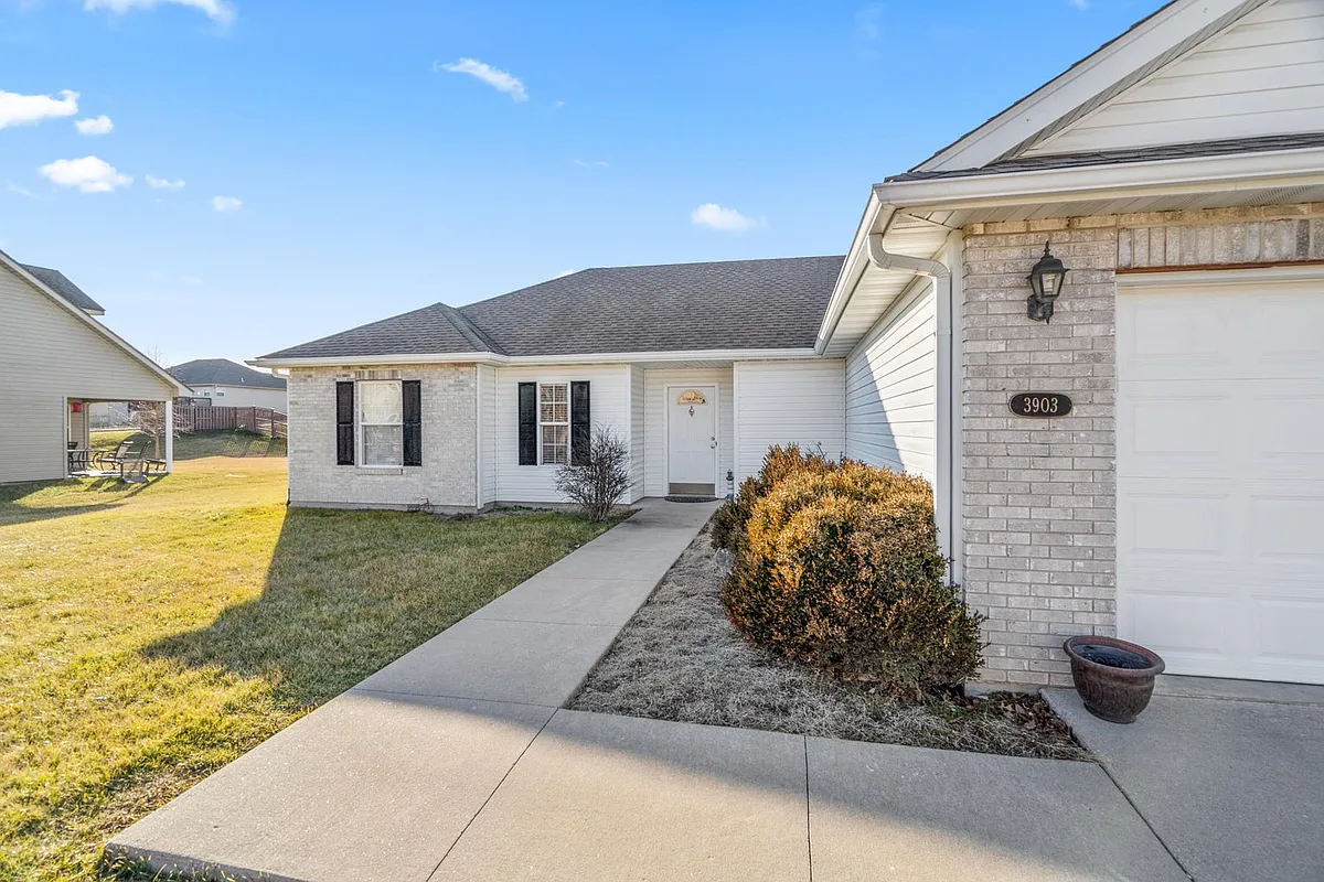 Building Photo - 3903 Jungle Tree Dr
