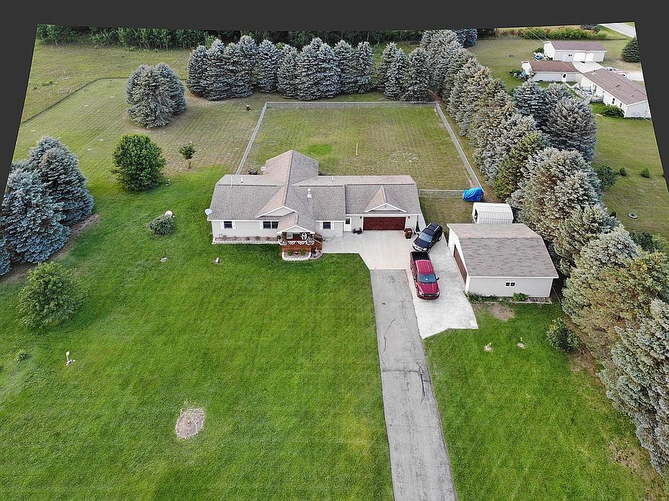 2nd image of 10056 Heritage Dr