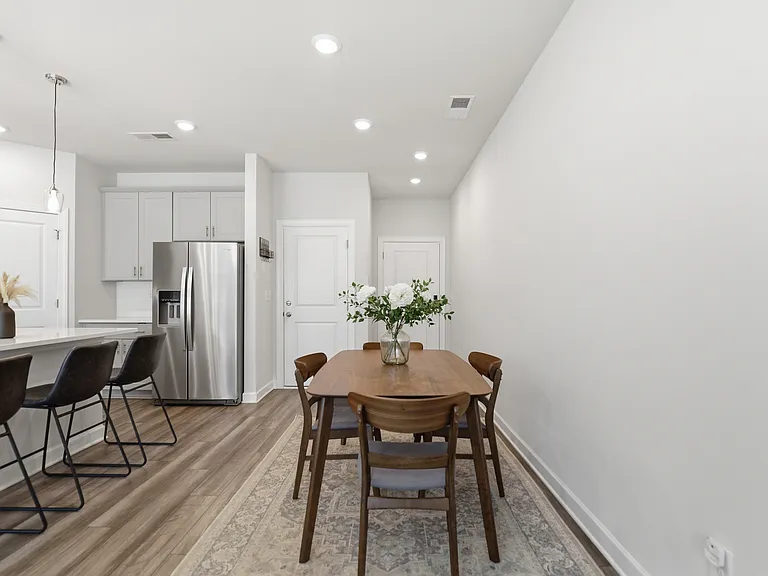 2317 Belterra Dr — Photo 6