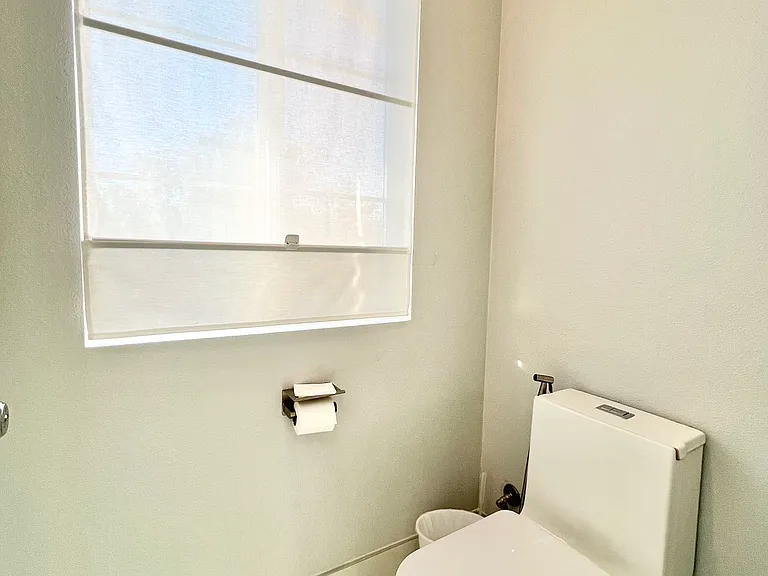 29 Olivewood — Photo 21