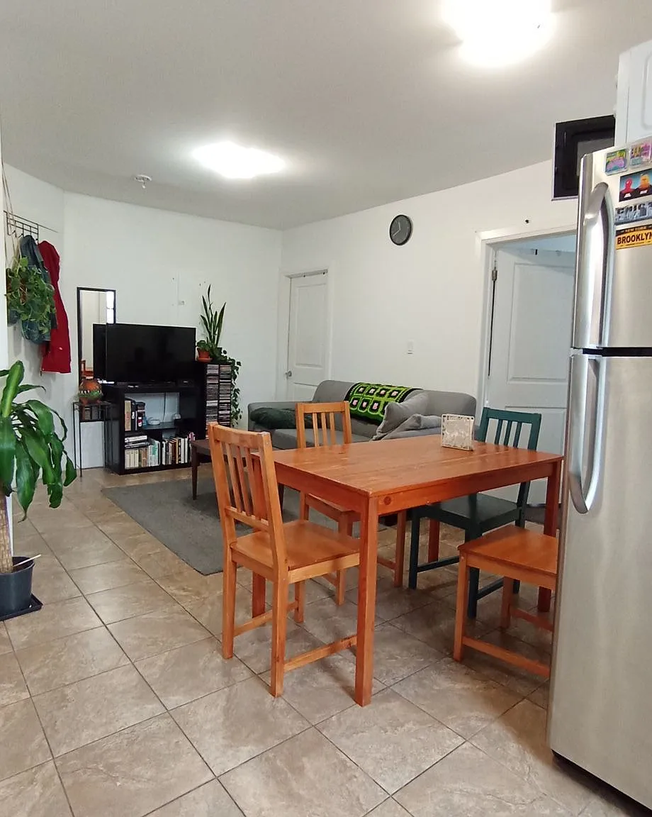 2 bed, $2,300 — Photo 2