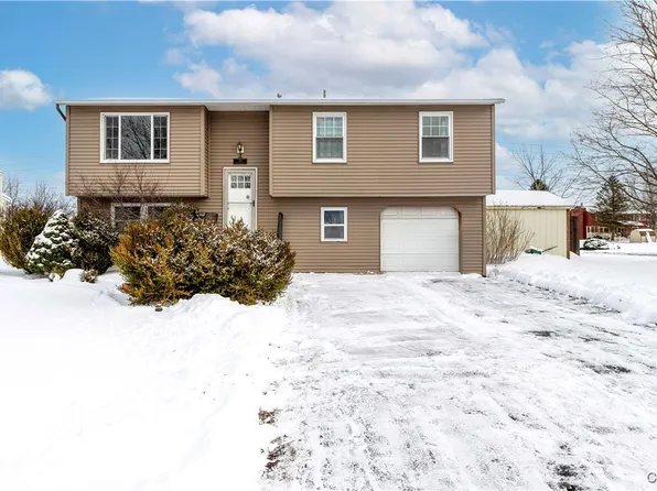 7749 New Hope, Liverpool, NY 13090