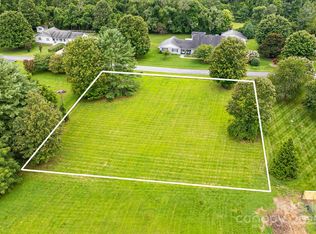 48 Cane Creek Cir, Fairview, NC 28730