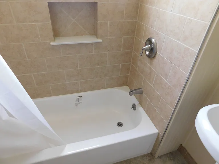 735 Allen St #2 — Photo 12