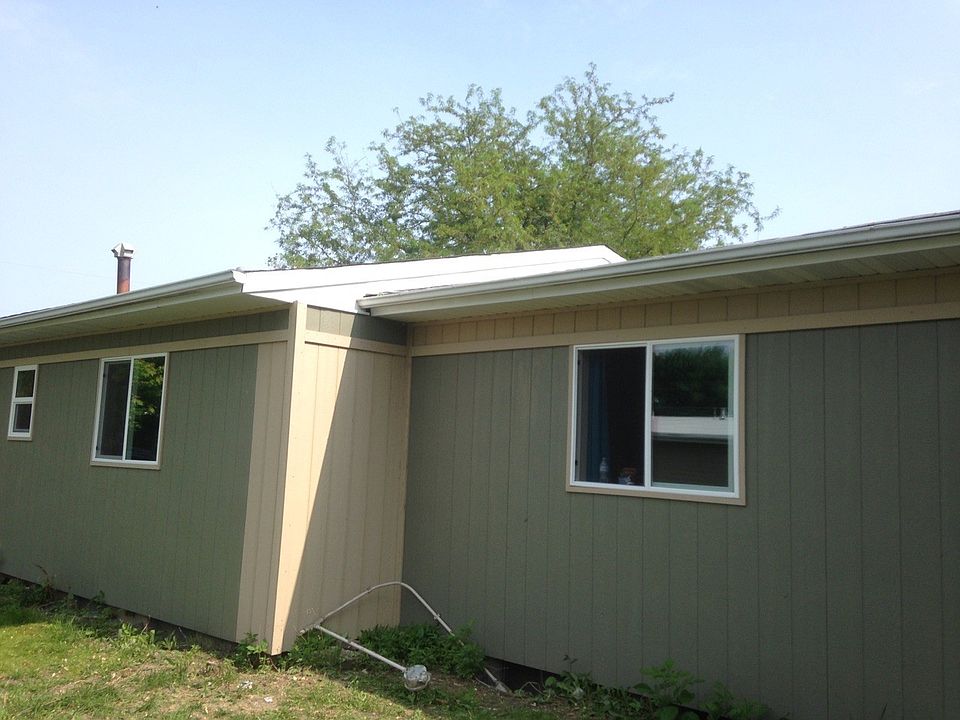 2nd image of 1325 Vandenberg Cir