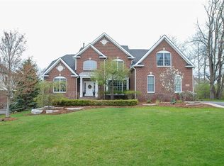 2066 Autumn Hill Dr, Ann Arbor, MI