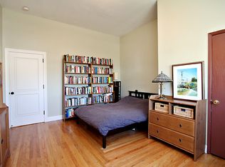 5740 Maccall St, Oakland, CA 94609
