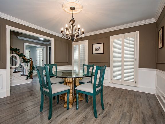 4th image of 6616 Rosecommon Dr