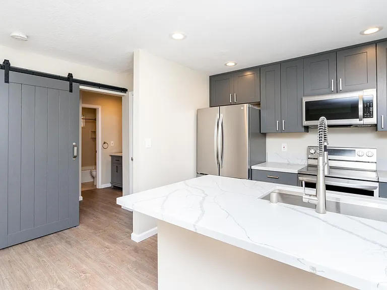 37 Pacheco St #5 — Photo 1