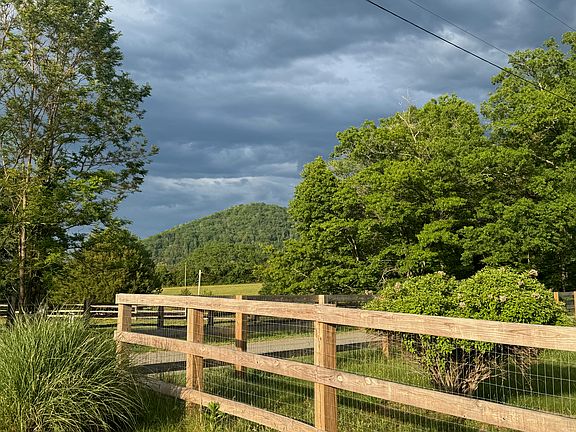 Fully fenced front yard