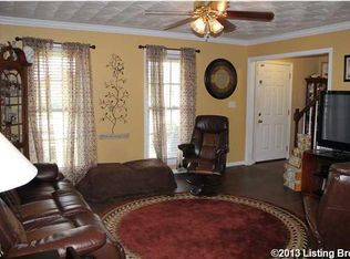 6320 Winding Stream Dr, Louisville, KY