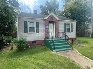 121 Robbins St, Greensboro, NC 27406