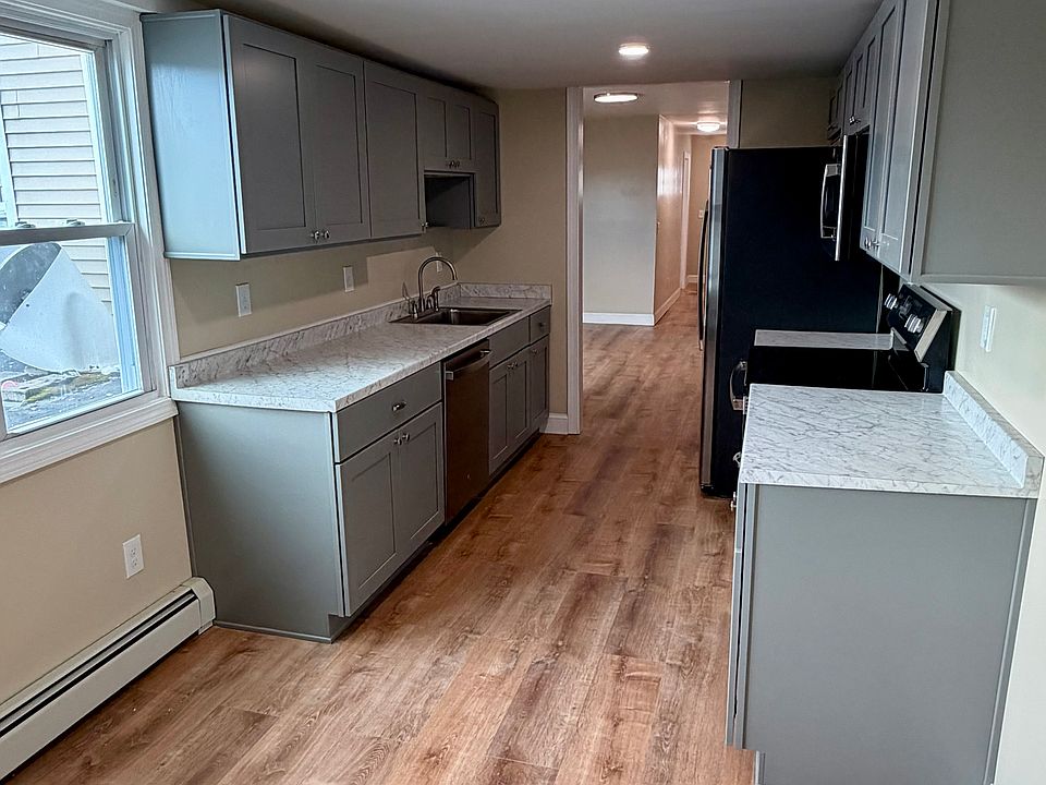 1st image of 710 Central St