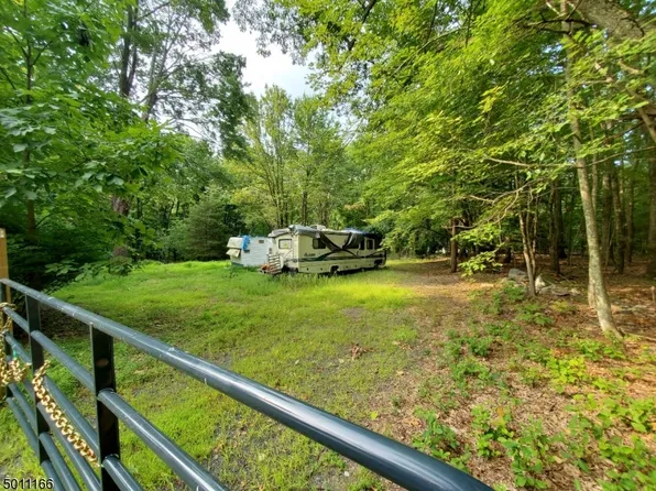 29A Steenykill Rd, Montague, NJ 07827