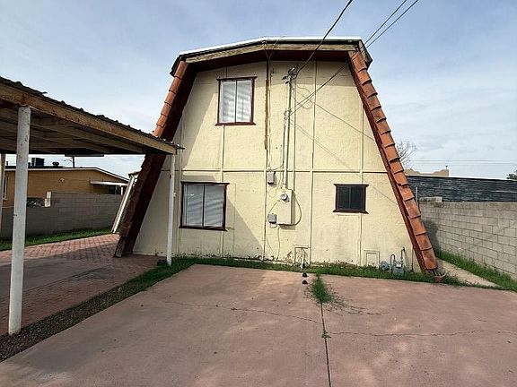 5th image of 610 E Agua Fria Ln