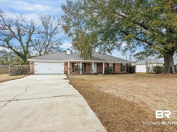 3rd image of 7327 Oak Dr