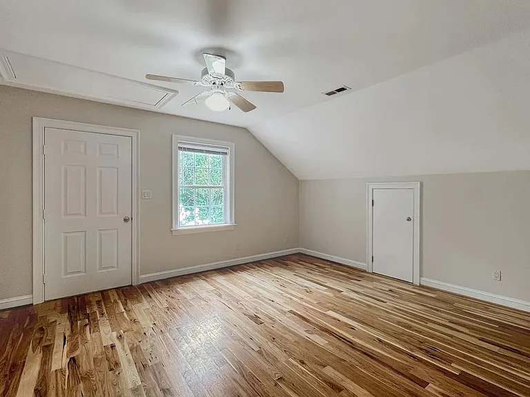 8651 Nesslewood Rd — Photo 17