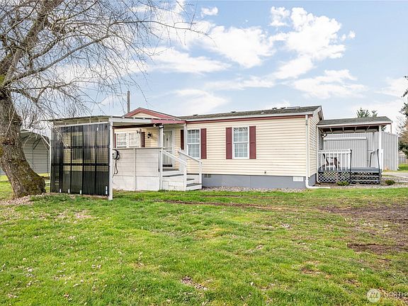 2nd image of 7008 NE 162nd Avenue