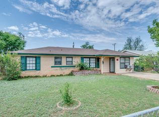 1832 E 1st Pl, Lubbock, TX 79403