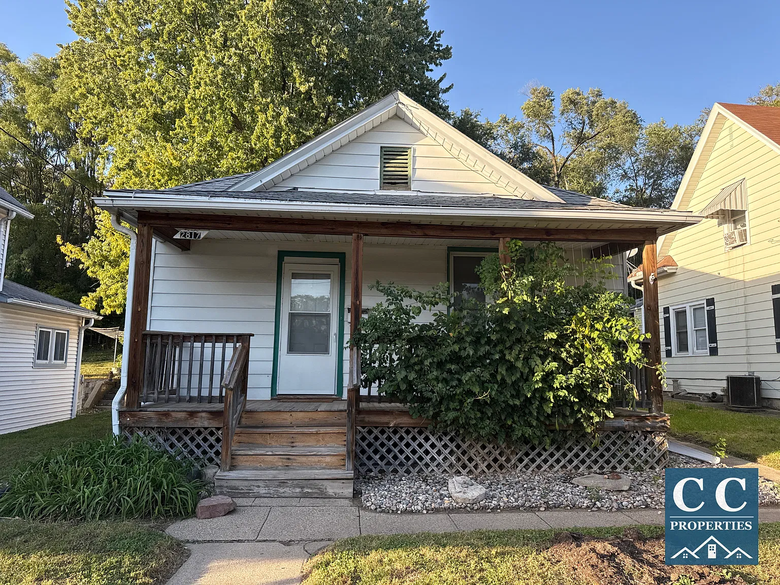 2 bed, $1,200 — Photo 1