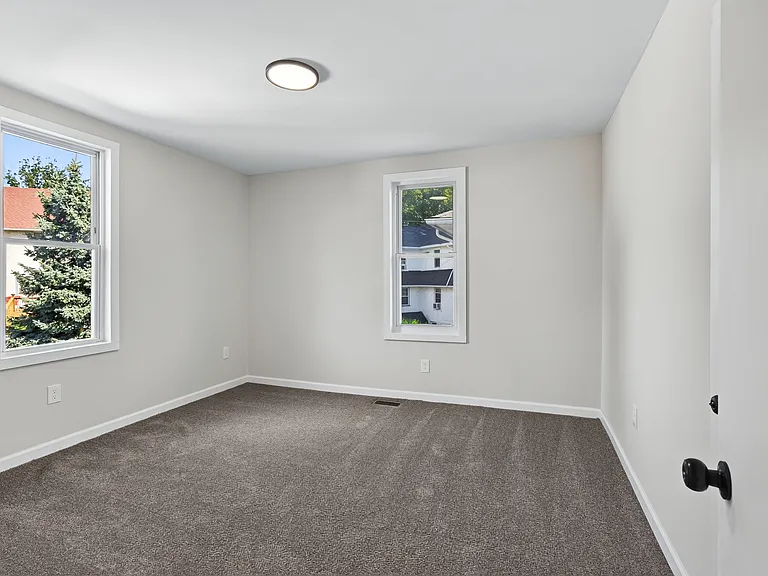 6 N Brighton Ave — Photo 25