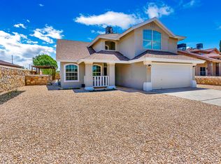 208 Lago Grande Dr, Horizon City, TX 79928