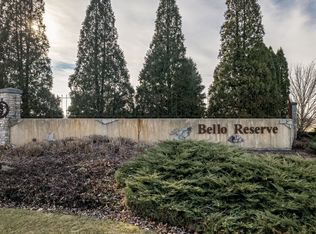 810 Tivoli Dr, Rockford, IL