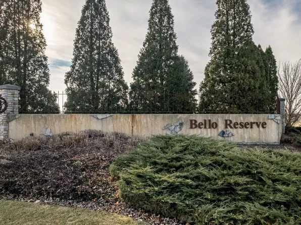 810 Tivoli Dr, Rockford, IL 61107