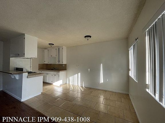 3rd image of 230 N Grand Ave APT 7