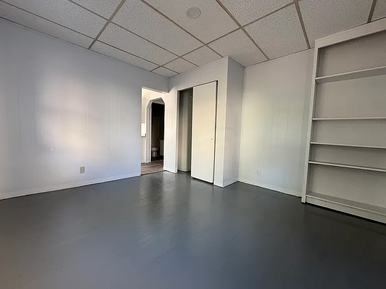 104 Fairview Ave #1 — Photo 3