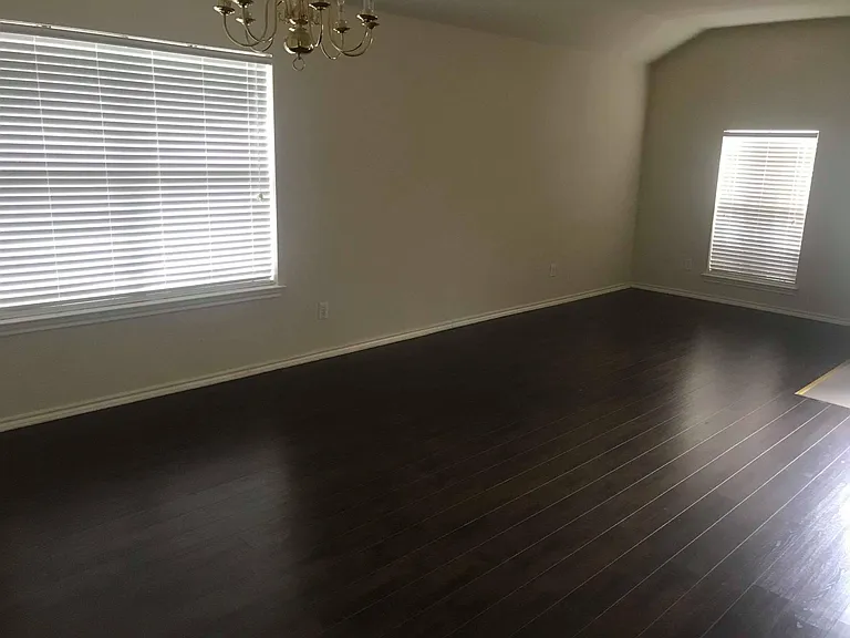 6608 Sandgate Dr — Photo 2